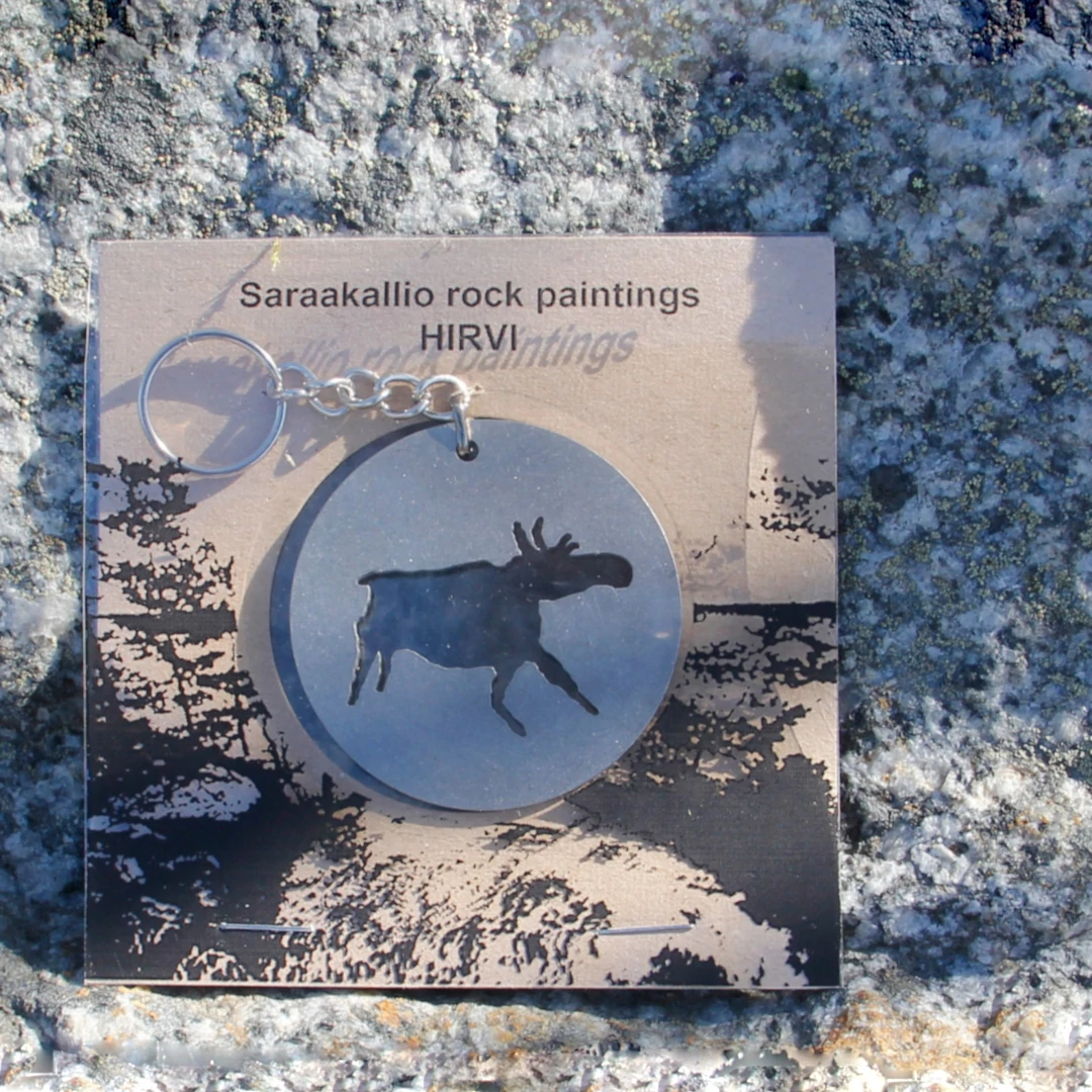 Avaimenperä Saraakallio hirvi. MAteriaali 2mm teräs.
